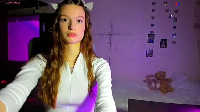 evablssm online show from January 15, 3:15 pm