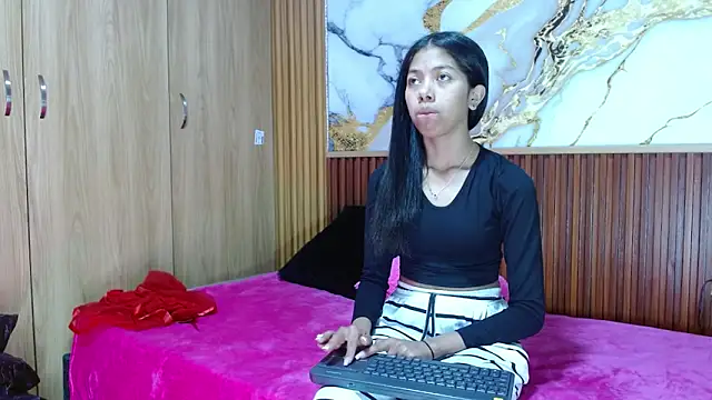 meliangels303av online show from February 13, 2:44 am