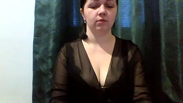 Vitalina282128 online show from February 13, 2:39 pm