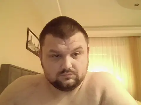 Snapshot of cyrex_monster chatting on December 18, 6:12 pm cyrex monster online show from December 18, 6:12 pm