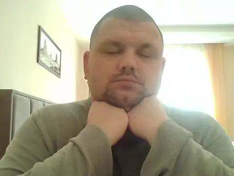 Snapshot of cyrex_monster chatting on January 13, 12:09 pm cyrex monster online show from January 13, 12:09 pm