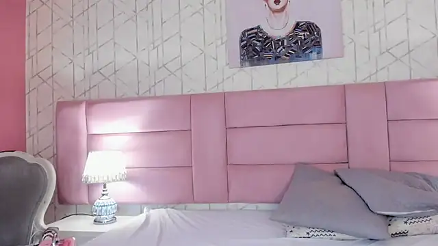 KiikiLovee online show from November 26, 4:34 am