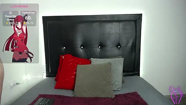 perla stone 20 online show from February 7, 8:17 pm