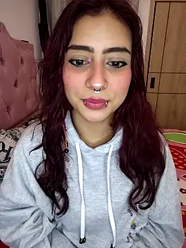 Sarah Lark- online show from December 20, 1:19 am