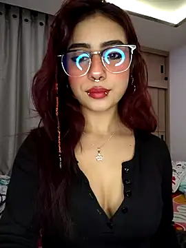 Sarah Lark- online show from January 15, 1:09 am