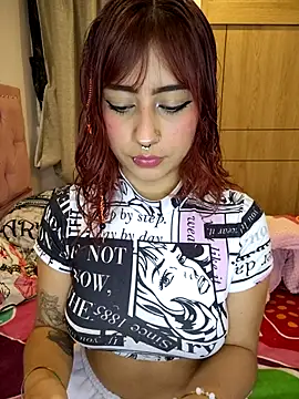 Sarah Lark- online show from December 1, 1:06 am