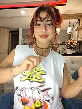 Sarah Lark- online show from July 14, 12:43 am