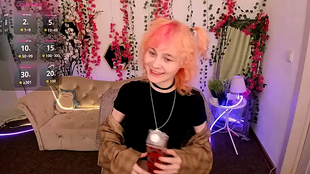 Awawrin online show from November 19, 8:42 pm