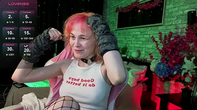 Awawrin online show from November 18, 8:34 pm