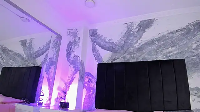 lilithDraven  online show from March 2, 4:13 am