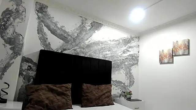 lilithDraven  online show from February 13, 4:01 am