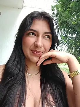 ViolettaWalton1 online show from June 12, 2:37 pm