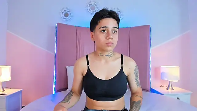 noah wells online show from November 12, 7:51 pm