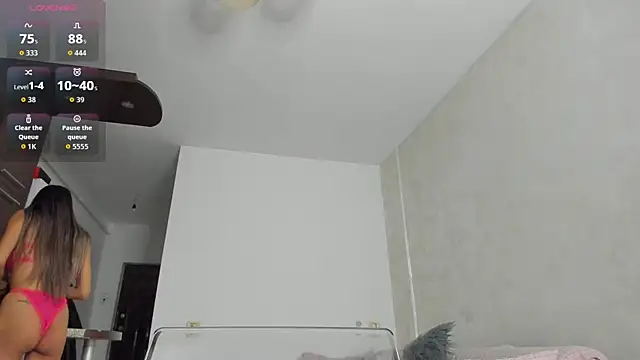 Snapshot of foxx_giirl chatting on November 26, 5:51 am foxx giirl online show from November 26, 5:51 am