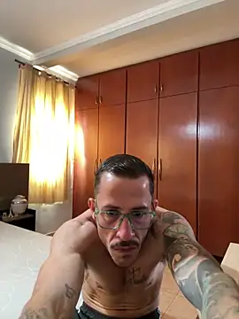Lucasjandre online show from April 10, 1:07 pm