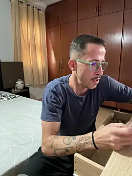 Lucasjandre online show from April 9, 8:04 pm