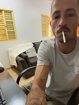 Lucasjandre online show from December 3, 4:39 pm