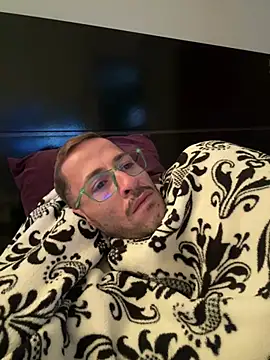Lucasjandre online show from April 7, 9:55 am