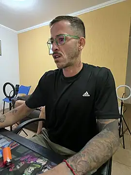 Lucasjandre online show from June 22, 12:49 am