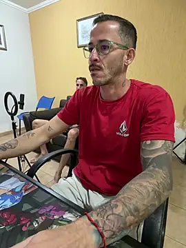 Lucasjandre online show from June 1, 9:58 pm
