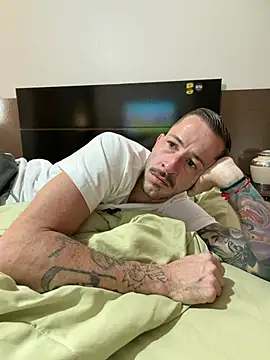 Lucasjandre online show from July 12, 10:27 am
