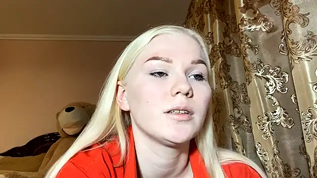 LynellMahe online show from November 24, 12:05 pm