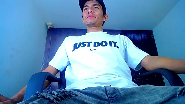 DOMINIT HOTS7 online show from November 11, 1:55 am