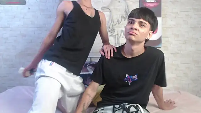 axel milo kairo and noa online show from February 9, 9:24 pm