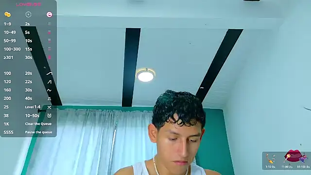 FelipeGonzalezz online show from December 2, 12:29 pm