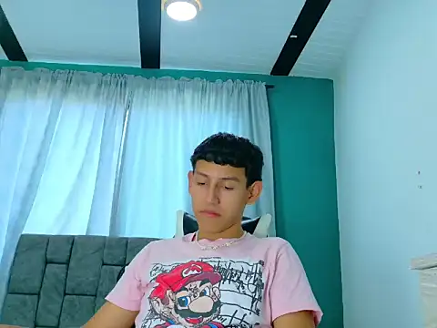 FelipeGonzalezz online show from December 1, 12:28 pm