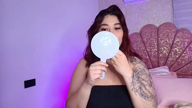 mia fontana  online show from November 28, 12:27 pm