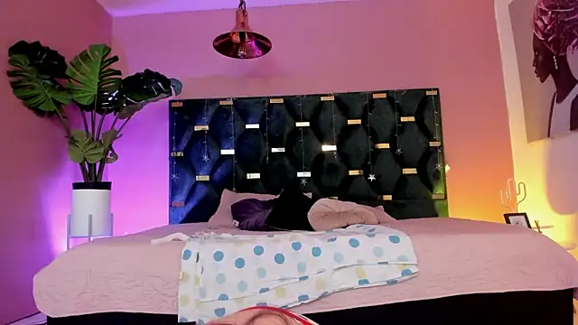 Velvet Dreamss online show from March 20, 11:44 am