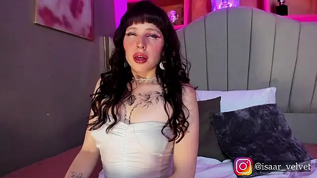 Velvet Dreamss online show from January 11, 3:46 am