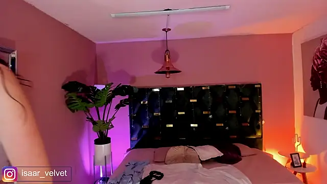 Velvet Dreamss online show from April 2, 11:39 am