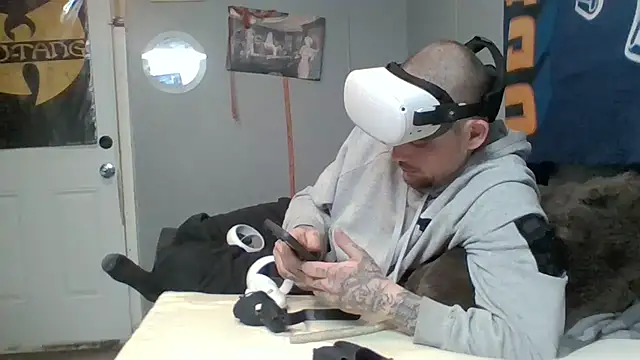 Snapshot of sexxxilexxxi44 chatting on March 2, 8:54 am sexxxilexxxi44 online show from March 2, 8:54 am