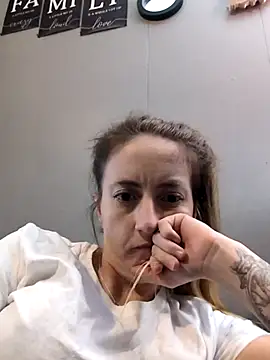 sexxxilexxxi44 online show from November 24, 8:53 pm