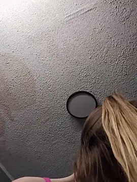 sexxxilexxxi44 online show from December 5, 12:54 am