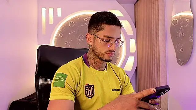 Snapshot of Alanrodgers chatting on May 30, 12:11 pm Alanrodgers online show from May 30, 12:11 pm