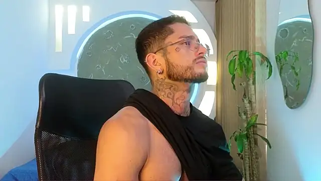 Alanrodgers online show from March 6, 1:17 pm