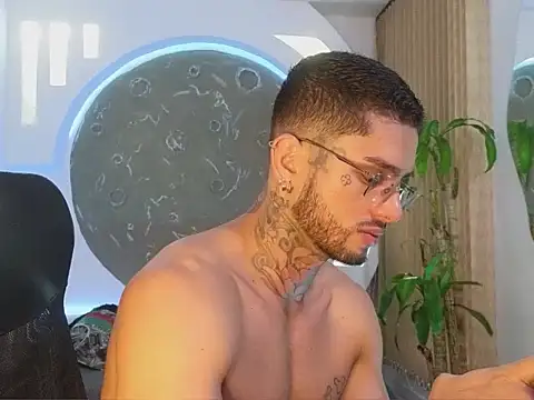 Alanrodgers online show from February 13, 1:00 pm