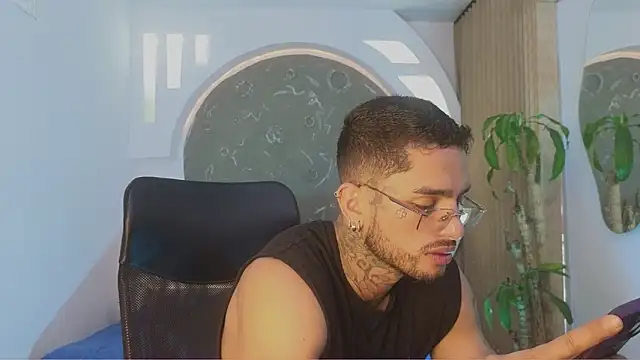 Alanrodgers online show from March 14, 1:39 pm