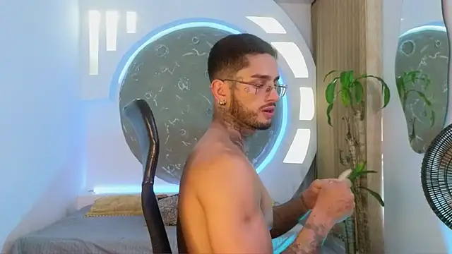 Alanrodgers online show from March 1, 12:05 pm