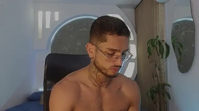 Alanrodgers online show from March 30, 12:50 pm