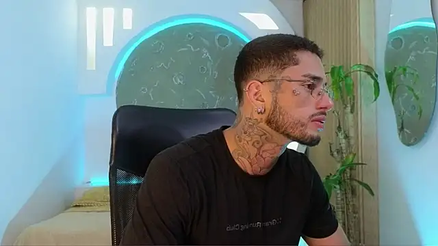 Alanrodgers online show from February 28, 1:44 pm