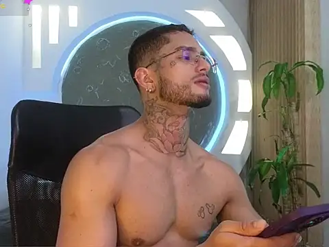 Alanrodgers online show from February 12, 1:00 pm