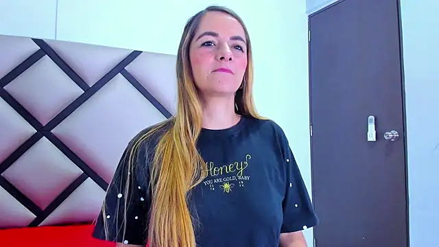 Morgan-82ws online show from April 9, 7:53 pm