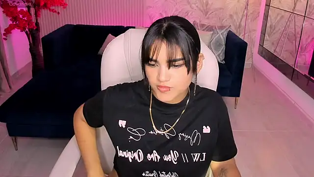 Snapshot of Kim_stonee chatting on June 27, 7:42 pm Kim stonee online show from June 27, 7:42 pm