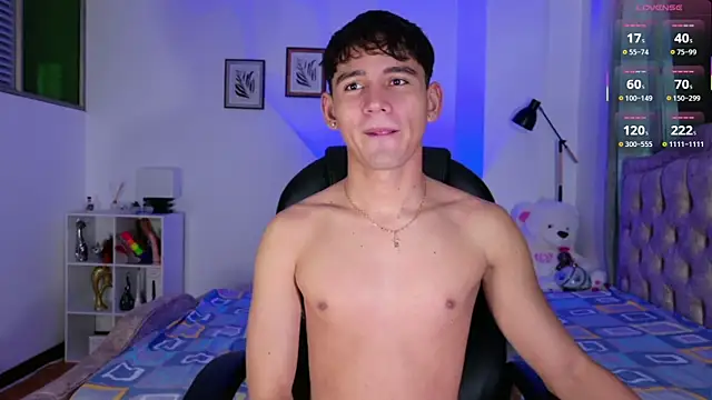 estebanperez 26 online show from April 15, 11:05 am