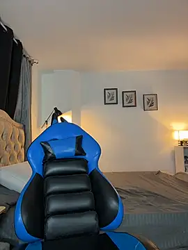 estebanperez 26 online show from February 2, 11:59 pm