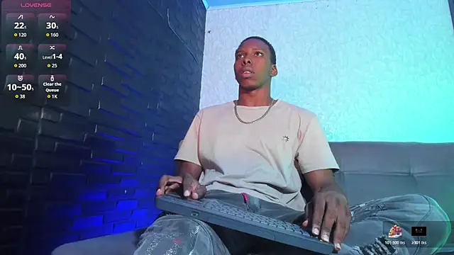 Snapshot of mike_aly chatting on November 20, 12:39 pm mike aly online show from November 20, 12:39 pm